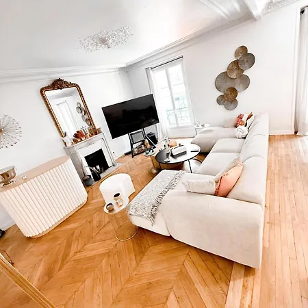 Apartmán Beautiful 2 Bedroom Haussmann *
